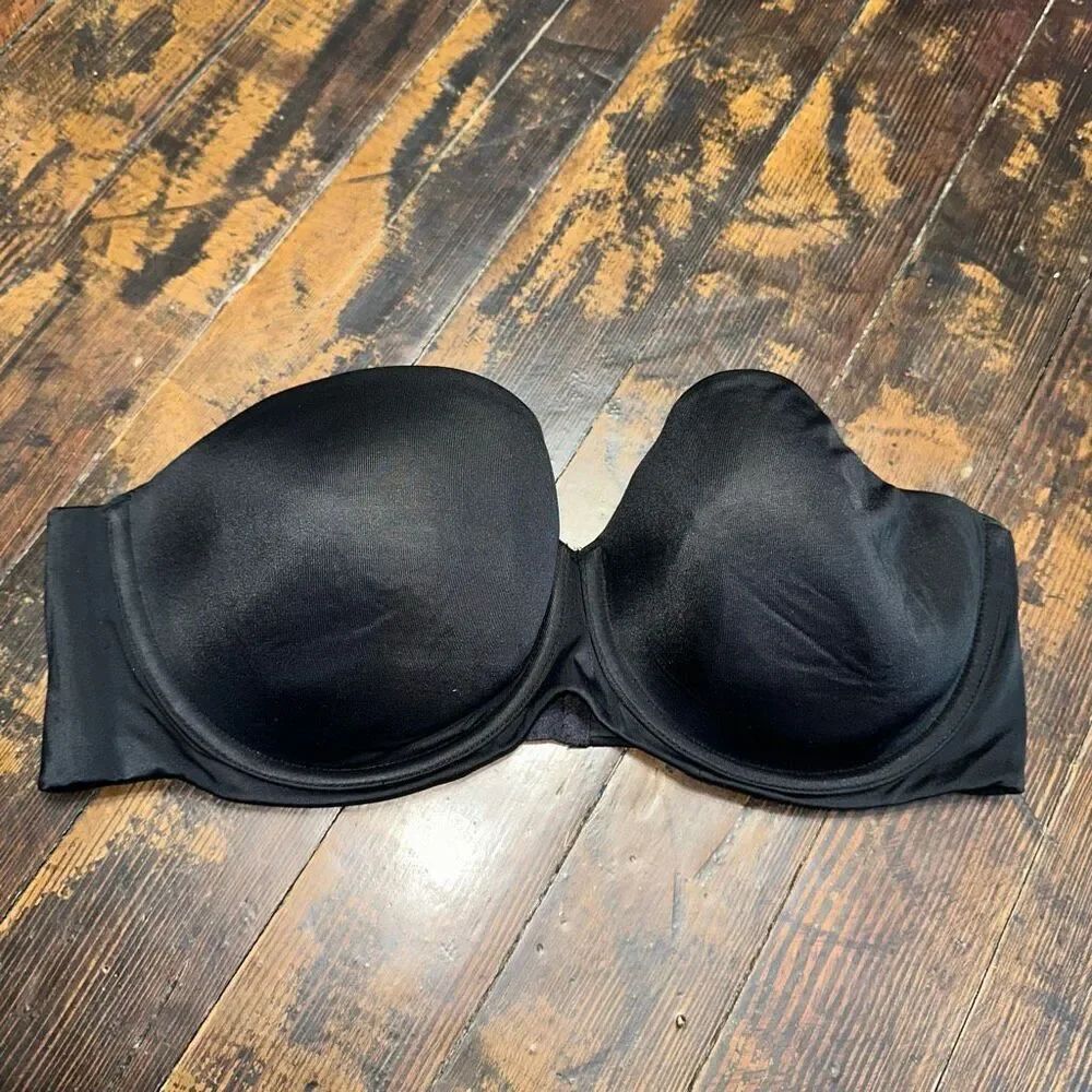 Cacique black 40D lightweight strapless satiny multi-way bra